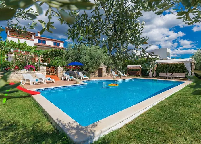 Ivan & Tina-1 By Interhome