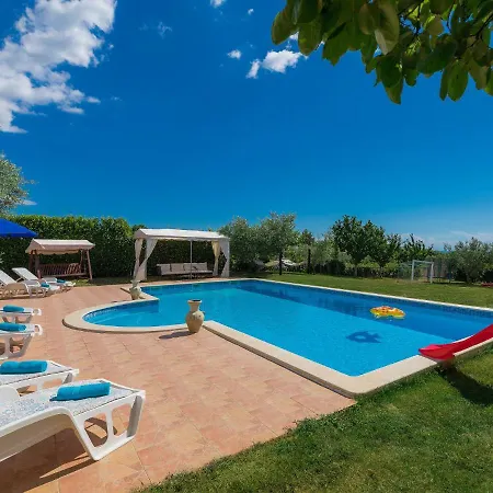 Ivan & Tina - Roj455 By Interhome Apartment Kanfanar