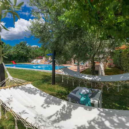 Ivan & Tina - Roj455 By Interhome Kanfanar