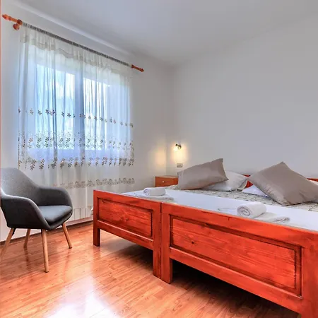 Ivan & Tina - Roj455 By Interhome Apartment